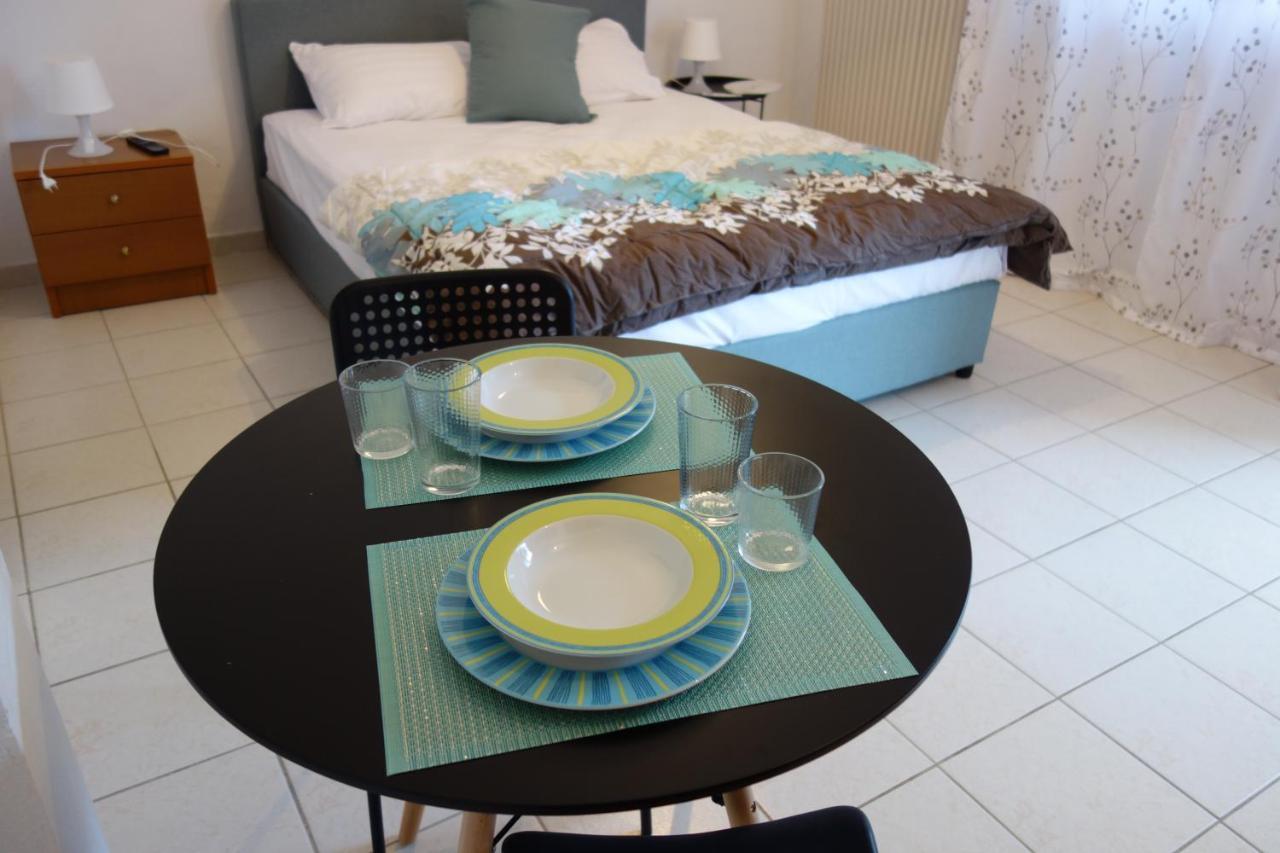 Kiki'S Cosy Apartments Nea Chili Екстер'єр фото