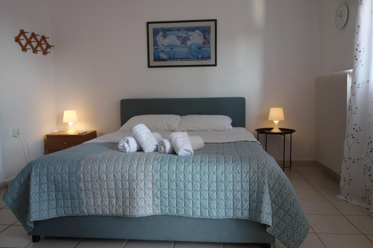 Kiki'S Cosy Apartments Nea Chili Екстер'єр фото