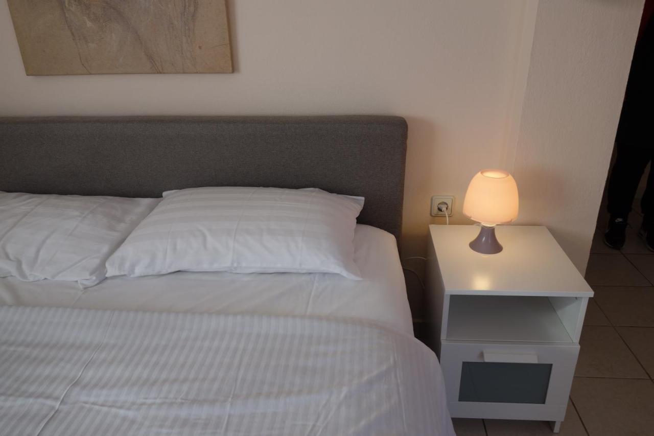 Kiki'S Cosy Apartments Nea Chili Екстер'єр фото